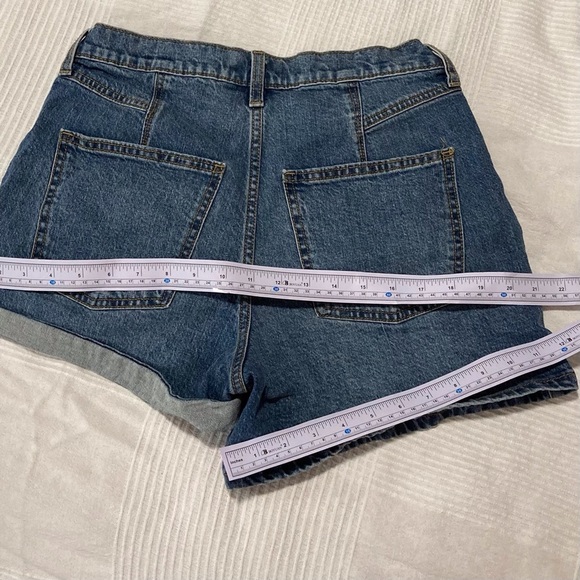 Universal Thread Blue Jean Shorts High-Waisted Cuffed | Size 8/29 - Picture 5 of 15